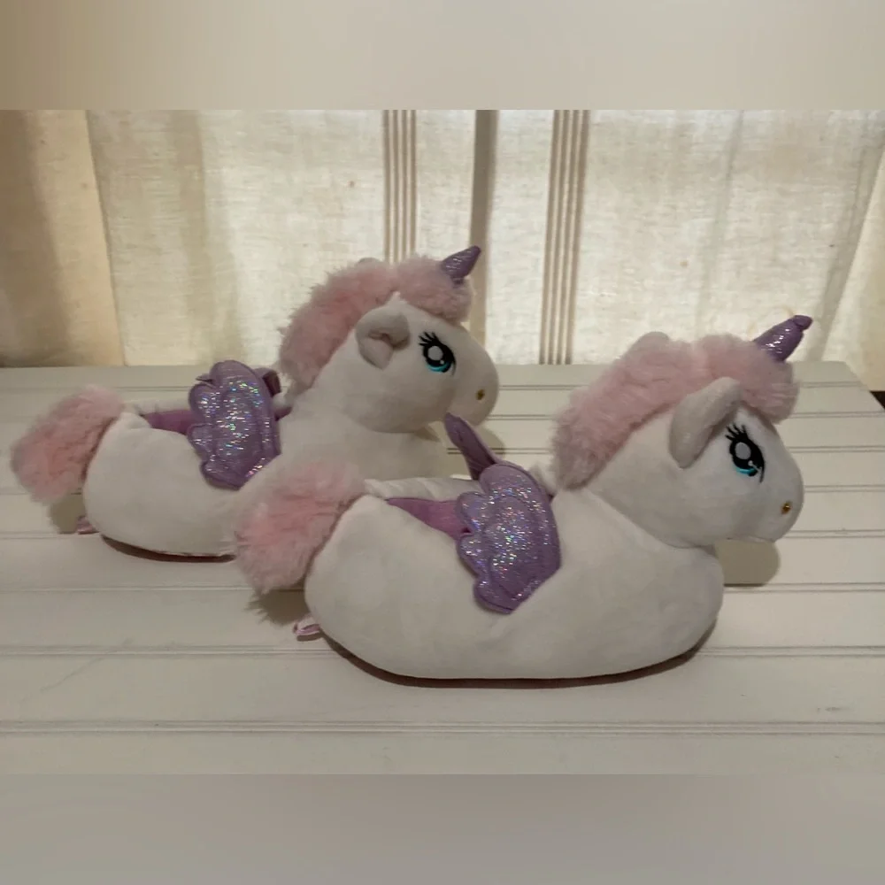 H&M Girls Unicorn Slippers Size 10 White Purple Pink Soft Plush Horse w Wings